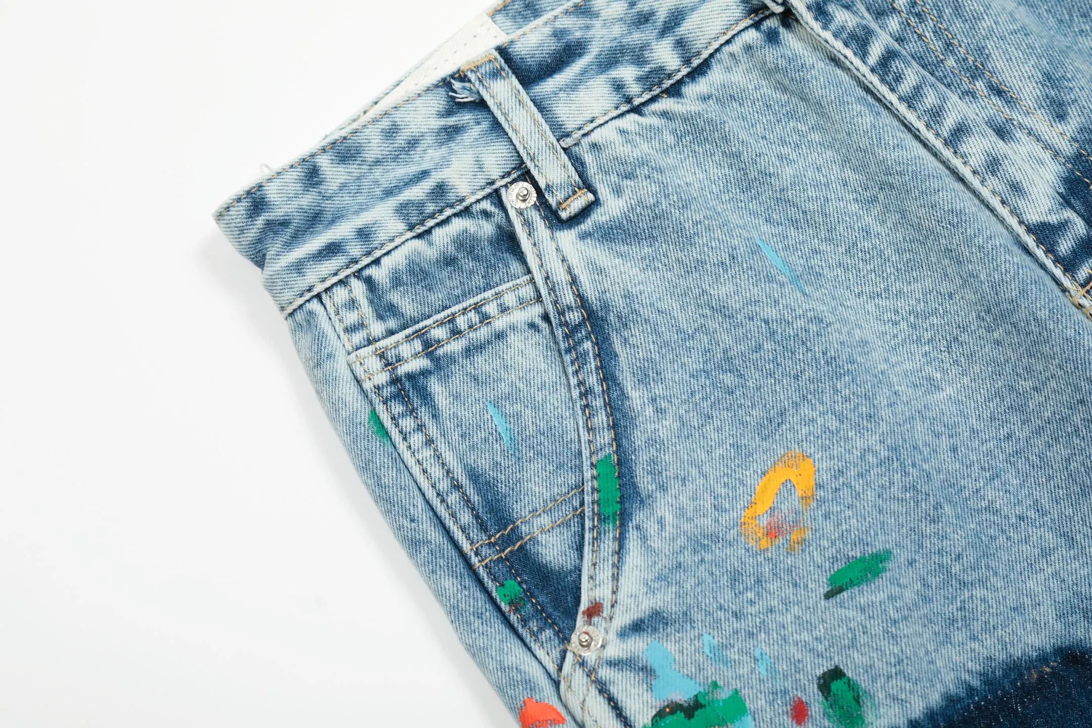 #8163 P250💰 Independent GALLERY DEPT. Vintage splicing loose washed flared jeans - truly restore the ultimate texture of Vintage - original hardware accessories washed and other elevators, QR code analysis are all purchased from the original factory, high degree of restoration, you are welcome to compare the products~ - three-dimensional version loose and comfortable without picking the body shape taller and slimmer factory Seiko original factory quality control same style for men and women can be matched with couples Versatile recommendation Necessary jeans for all seasons -Size: 28 30 32 34 36